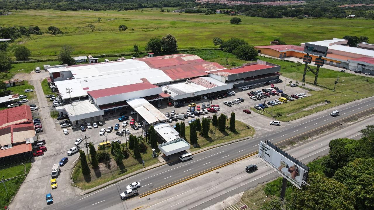 Local comercial en venta o alquiler en Penonomé