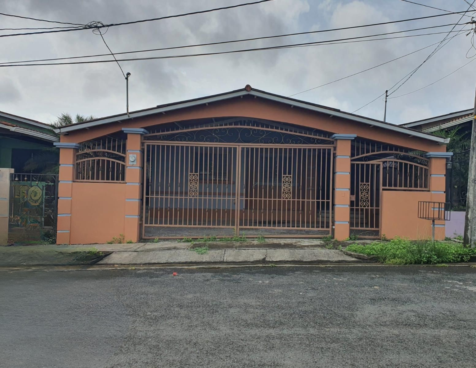 Casa en venta en Valle Dorado