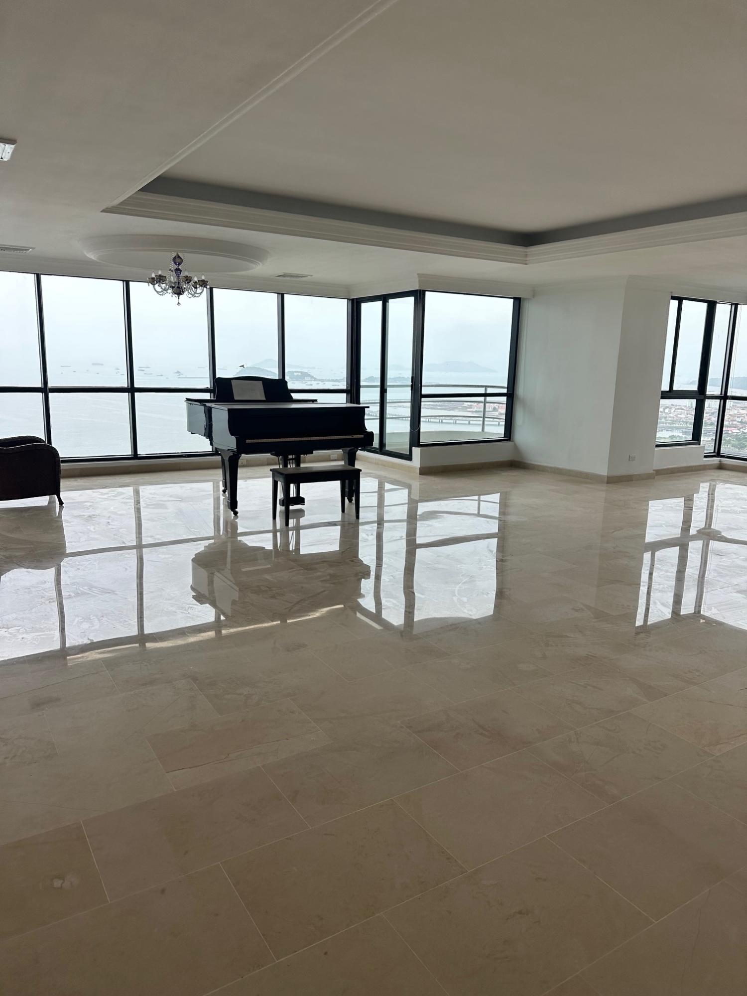 For Sale,For Lease