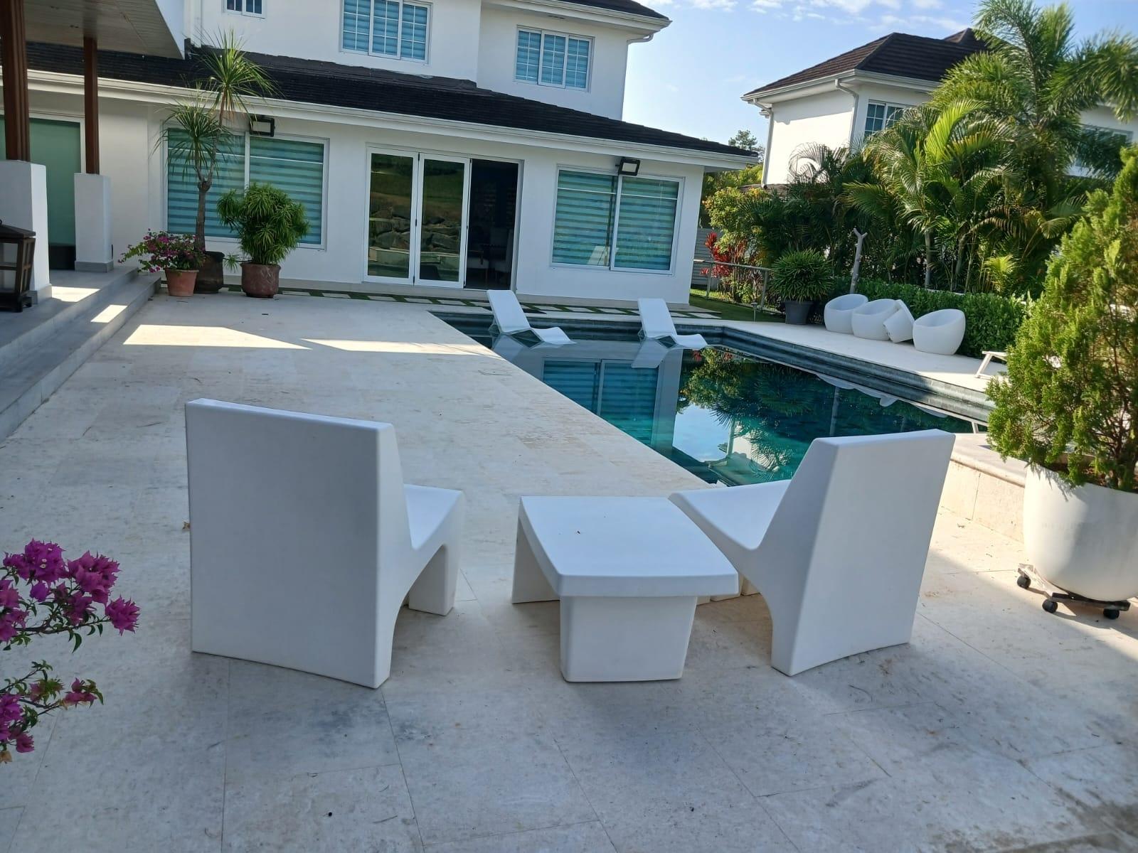 For Sale,For Lease