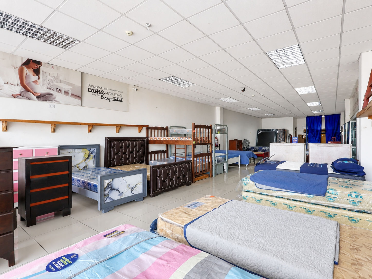 Local comercial en venta o alquiler en 24 de Diciembre