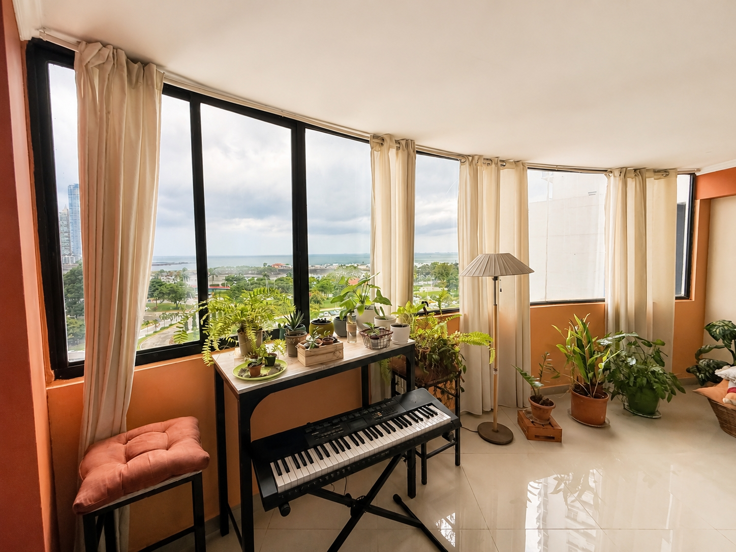 Apartamento en venta o alquiler en Avenida Balboa