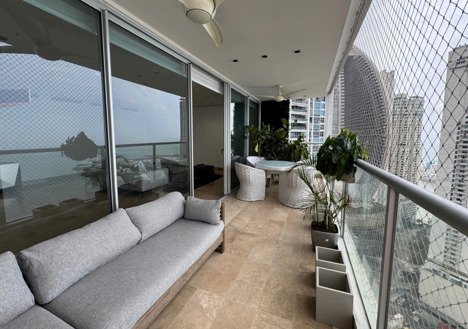 Apartamento en venta o alquiler en Punta Pacífica
