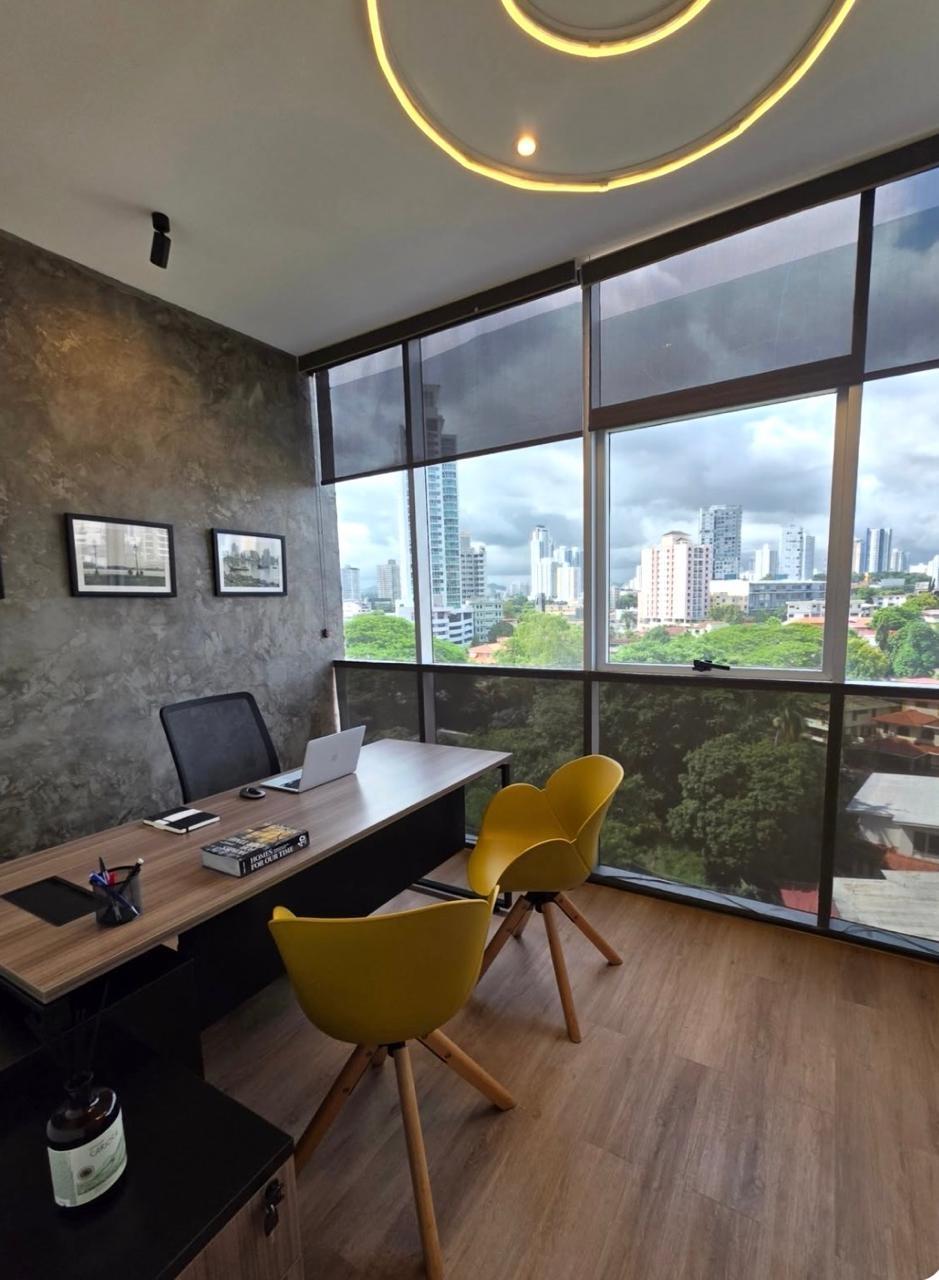 Oficina en venta o alquiler en Obarrio