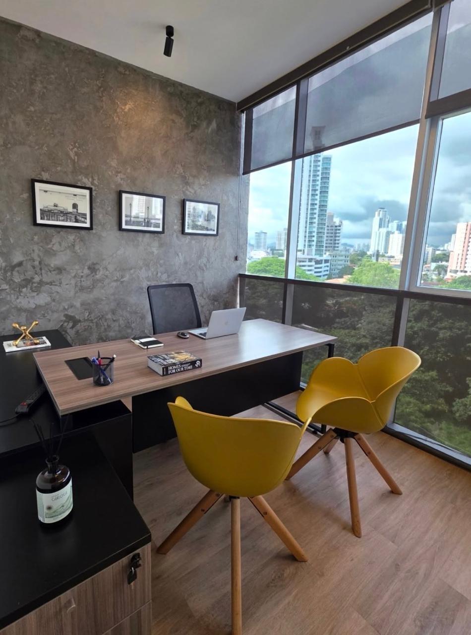 Oficina en venta o alquiler en Obarrio