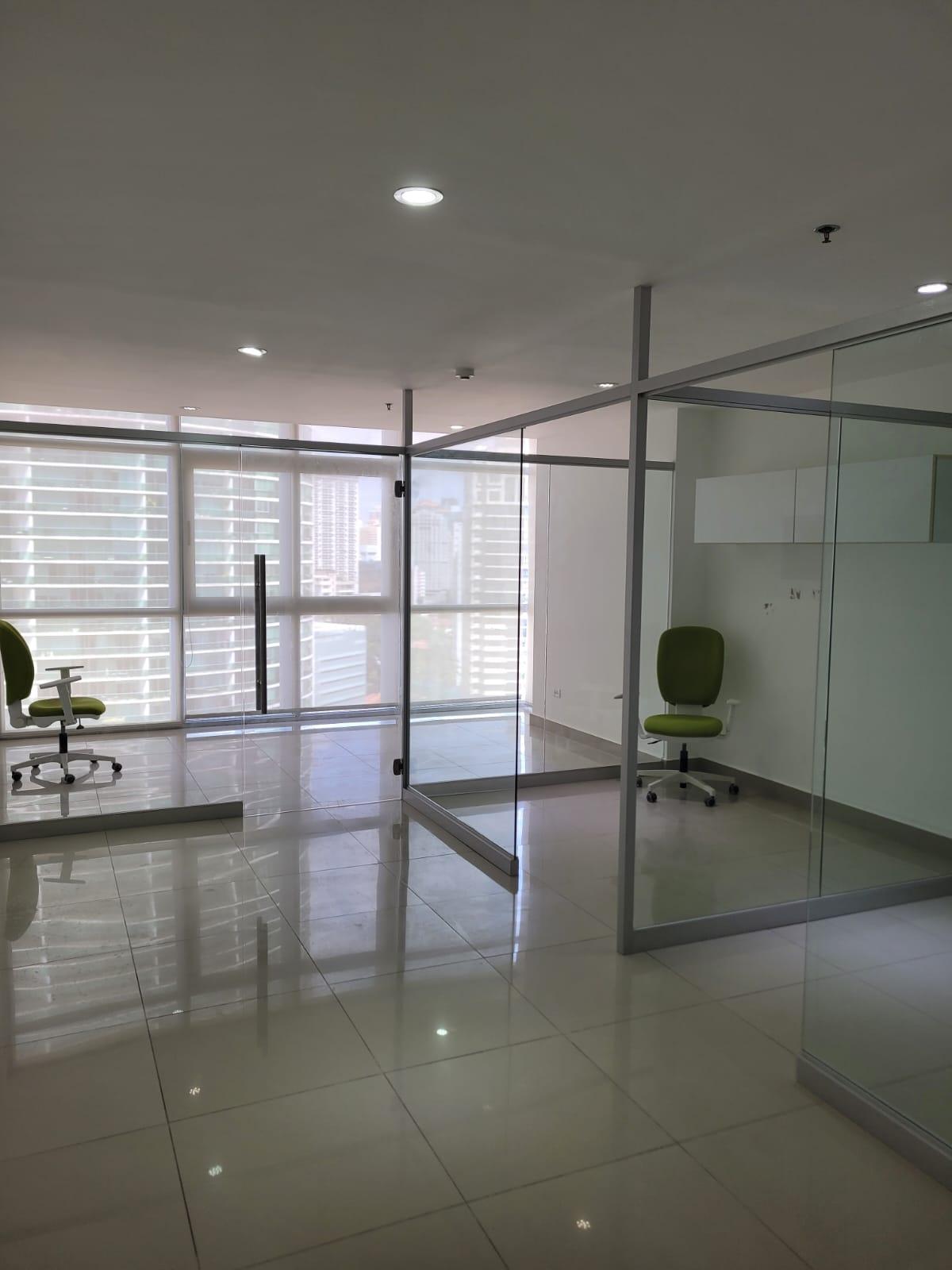 Oficina en venta o alquiler en Bella Vista