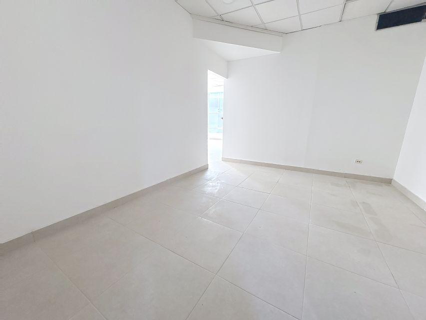 Oficina en venta en Marbella