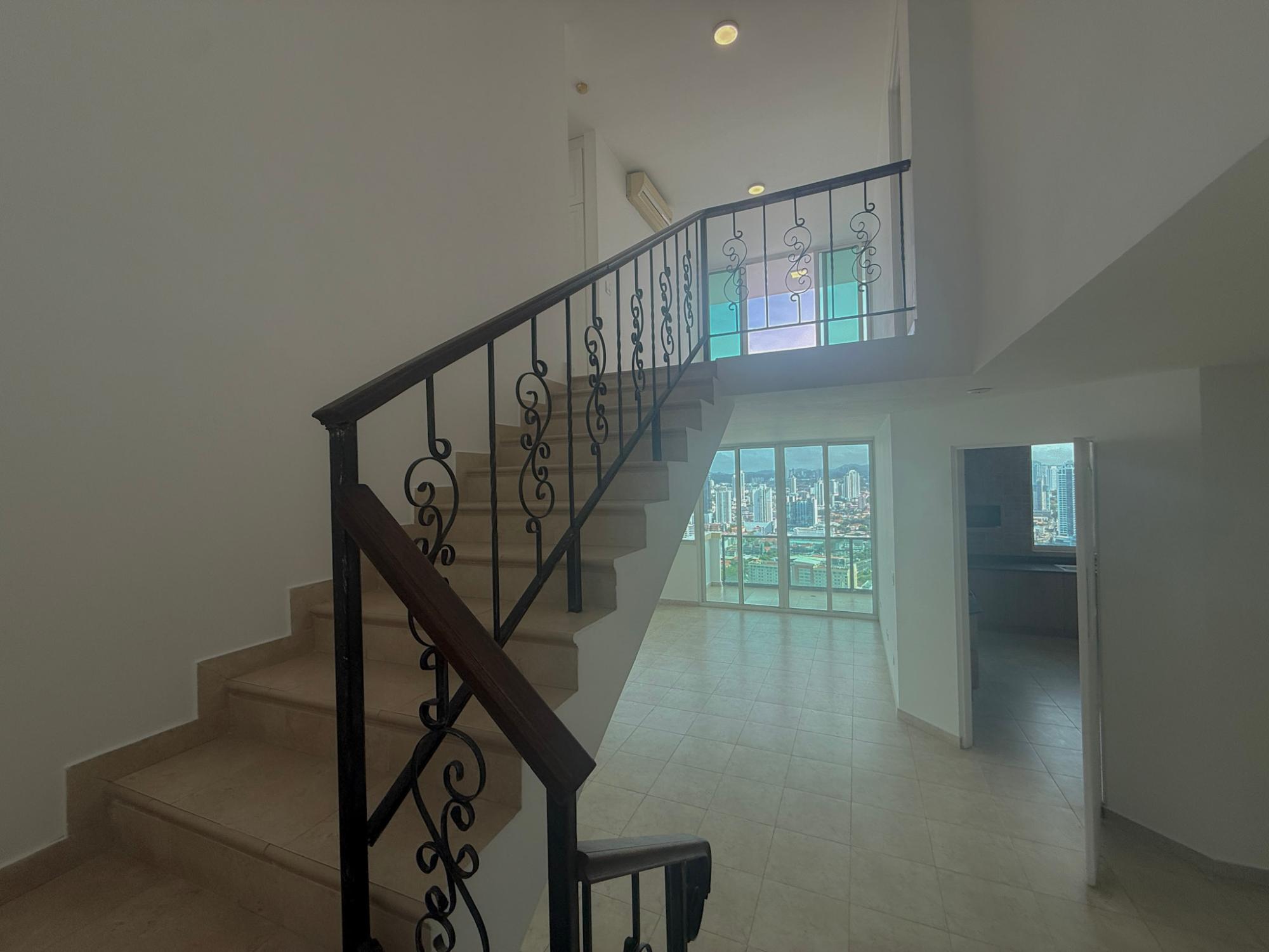 Apartamento en venta en Punta Pacífica