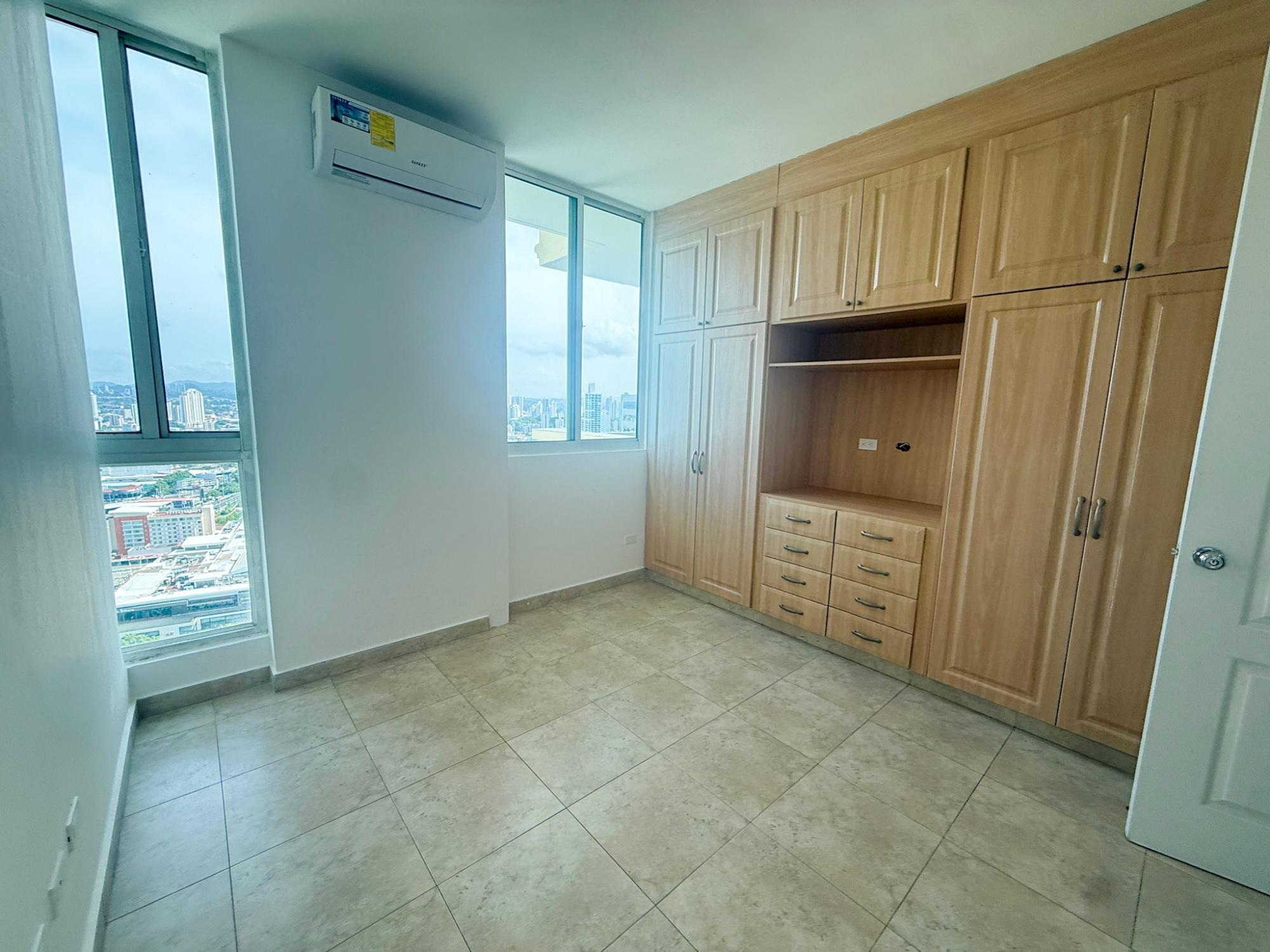 Apartamento en venta en Punta Pacífica