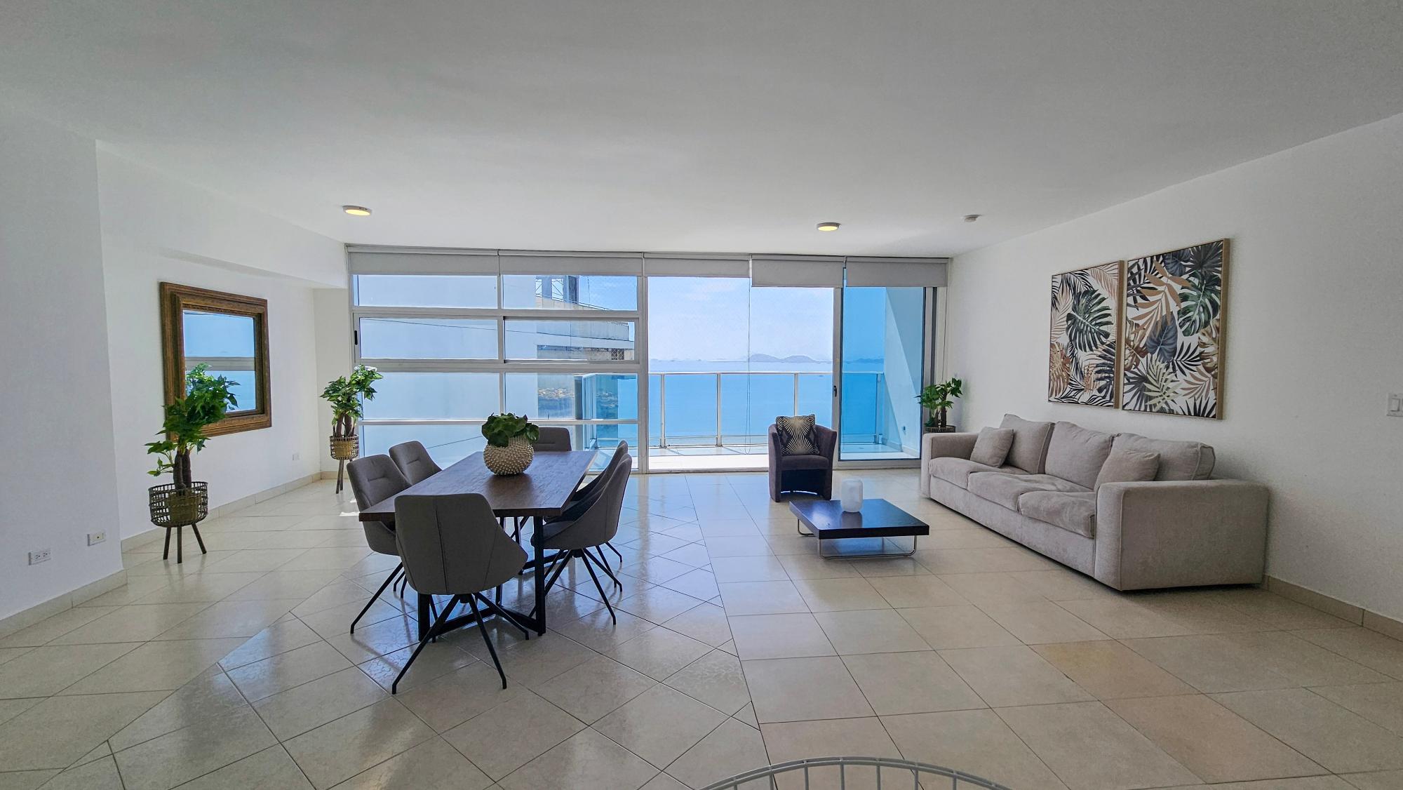 Apartamento en venta o alquiler en Avenida Balboa