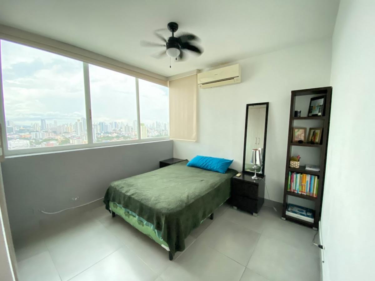 Apartamento en venta en La Loceria