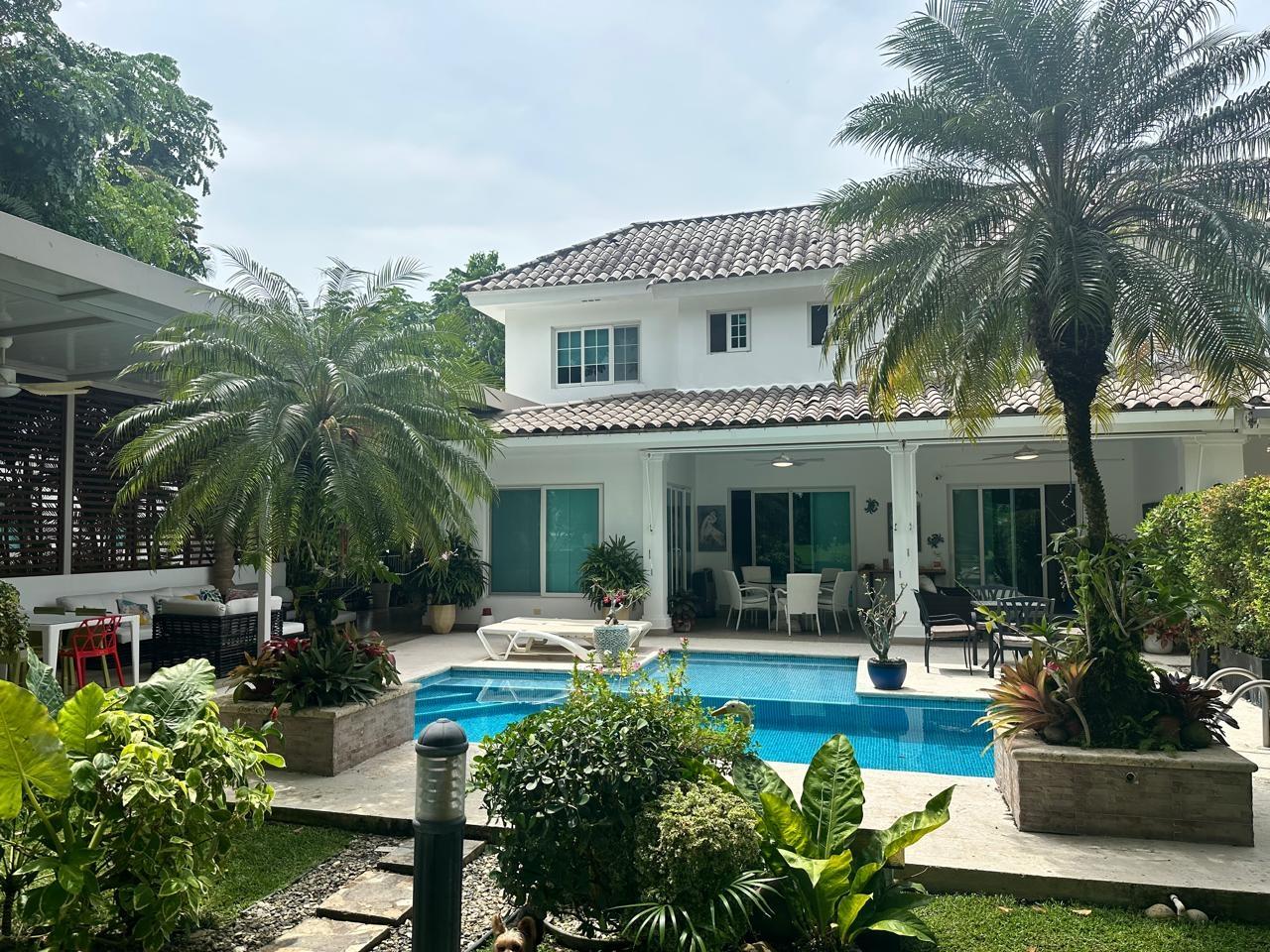 Casa en venta en Bijao Beach Club & Residences