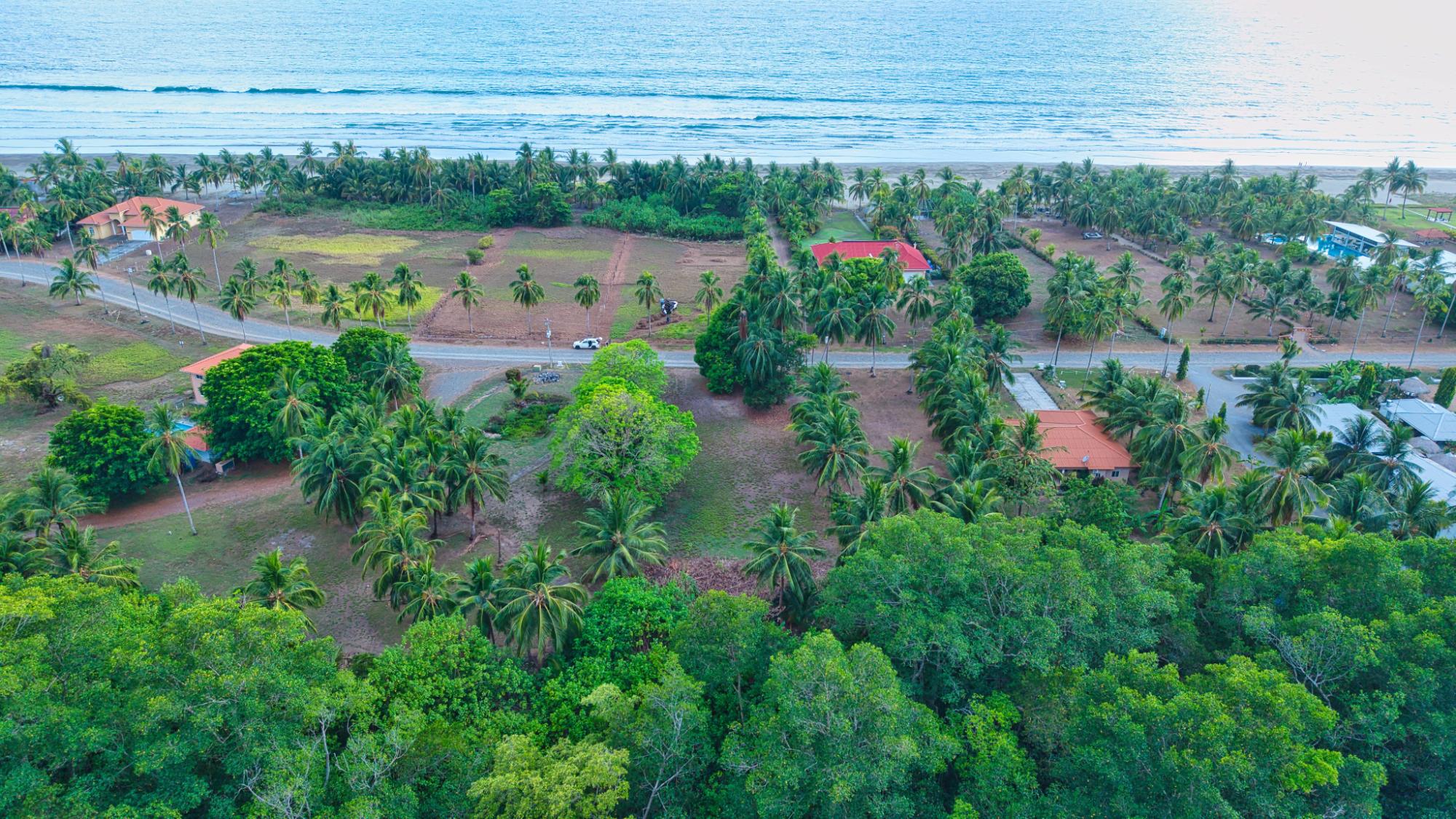 Terreno en venta en Las Lajas