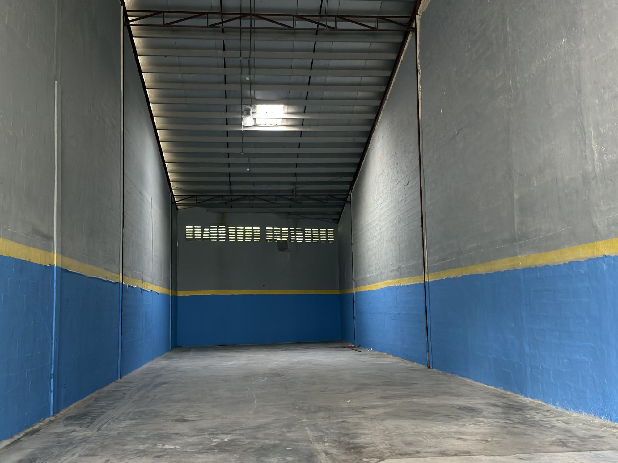 Bodega en venta o alquiler en El Crisol