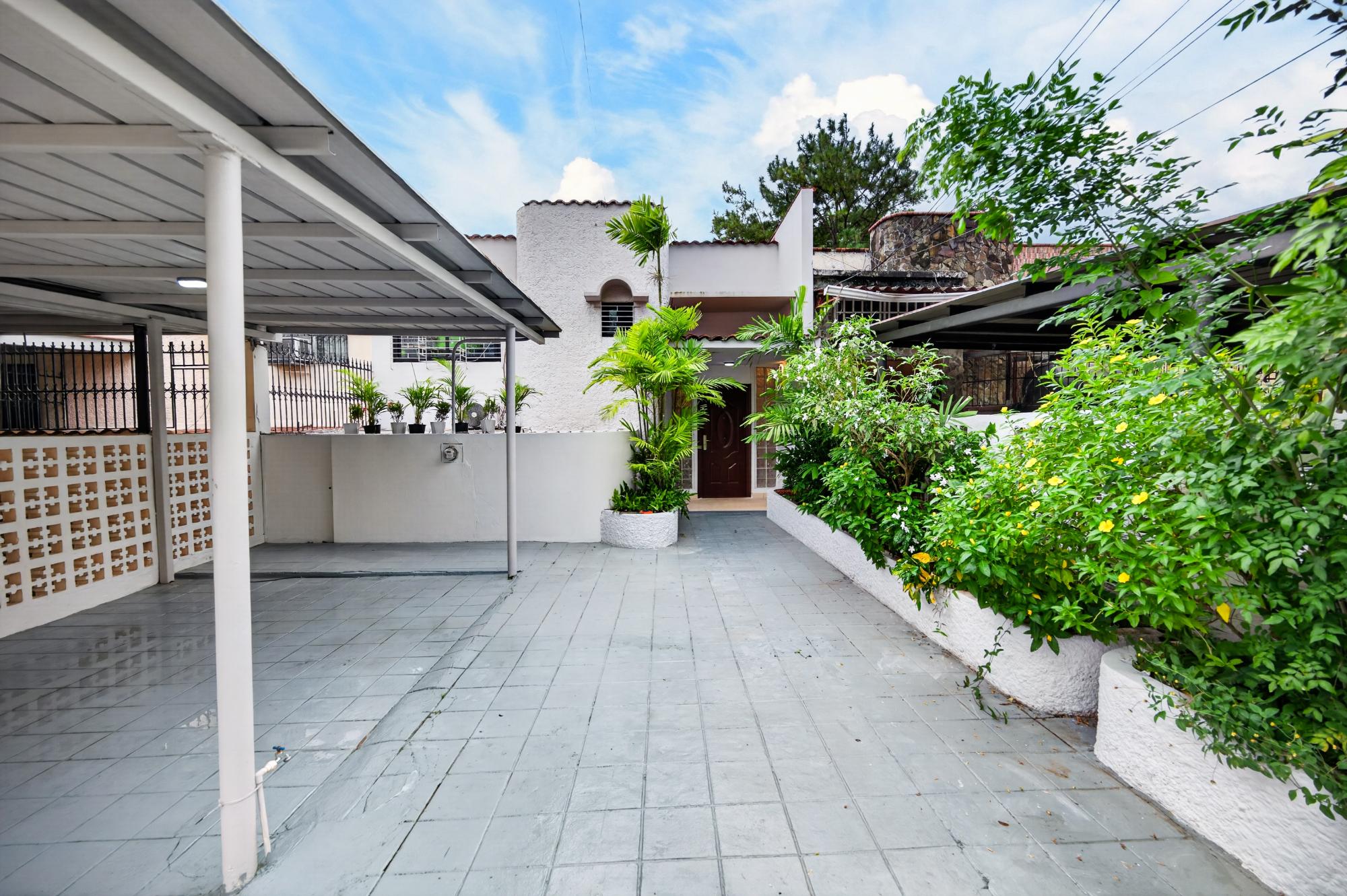 Casa en venta en Altos del Miraflores
