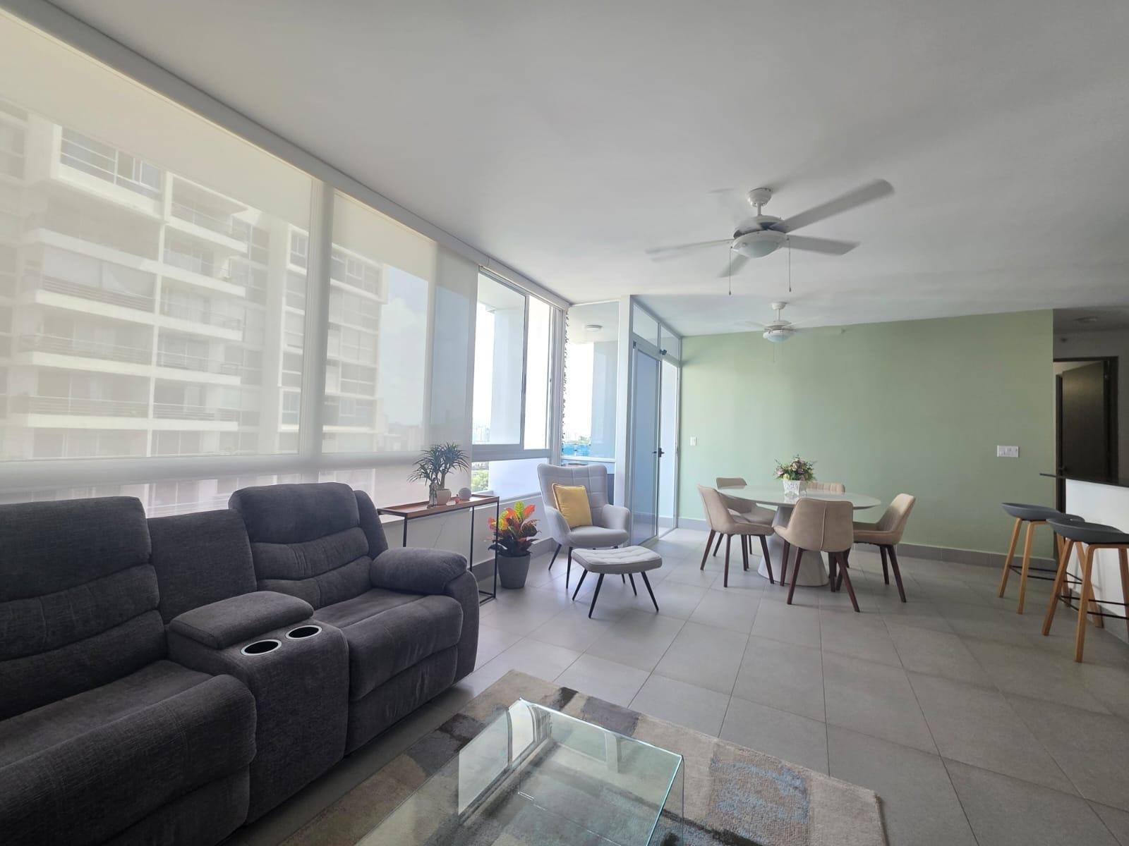 Apartamento en venta en La Loma