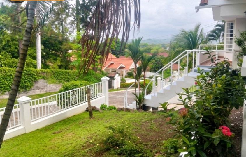 Casa en venta en La Montañeza