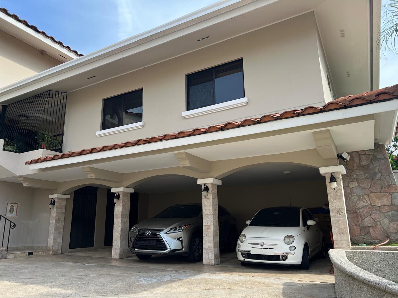 Casa en venta o alquiler en Loma Alegre