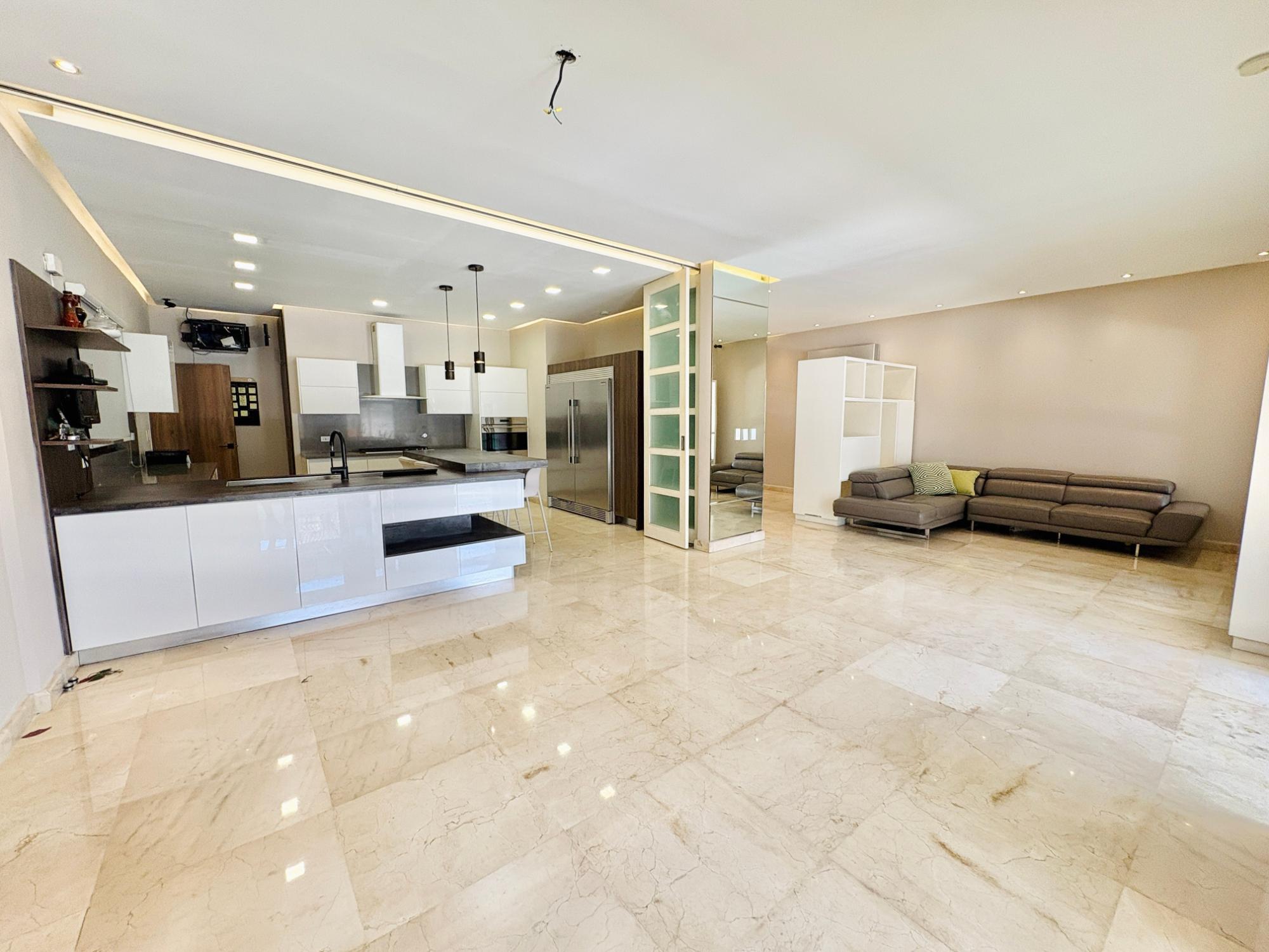 Casa en venta o alquiler en Costa Sur