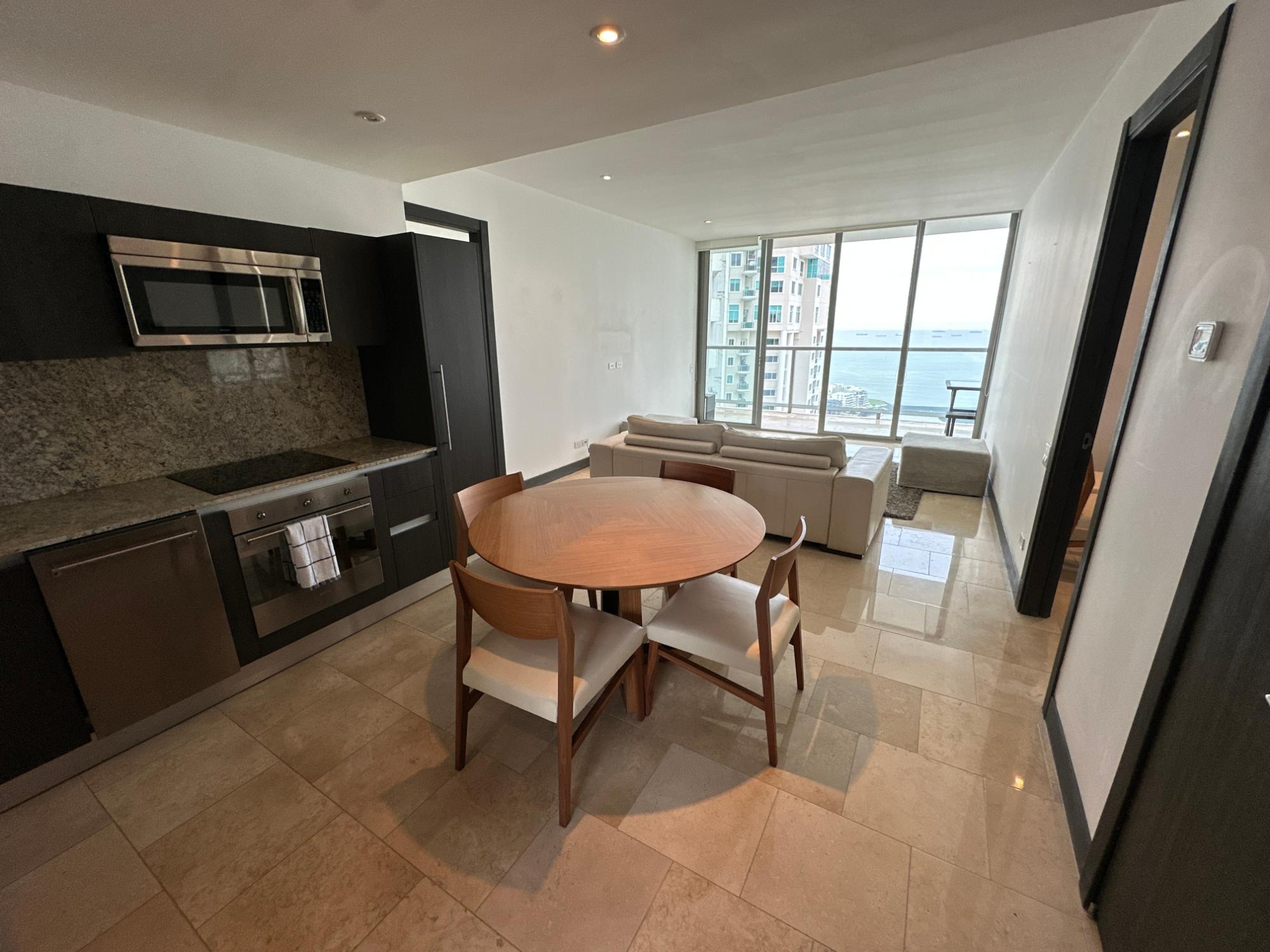 Apartamento en venta en Punta Pacífica