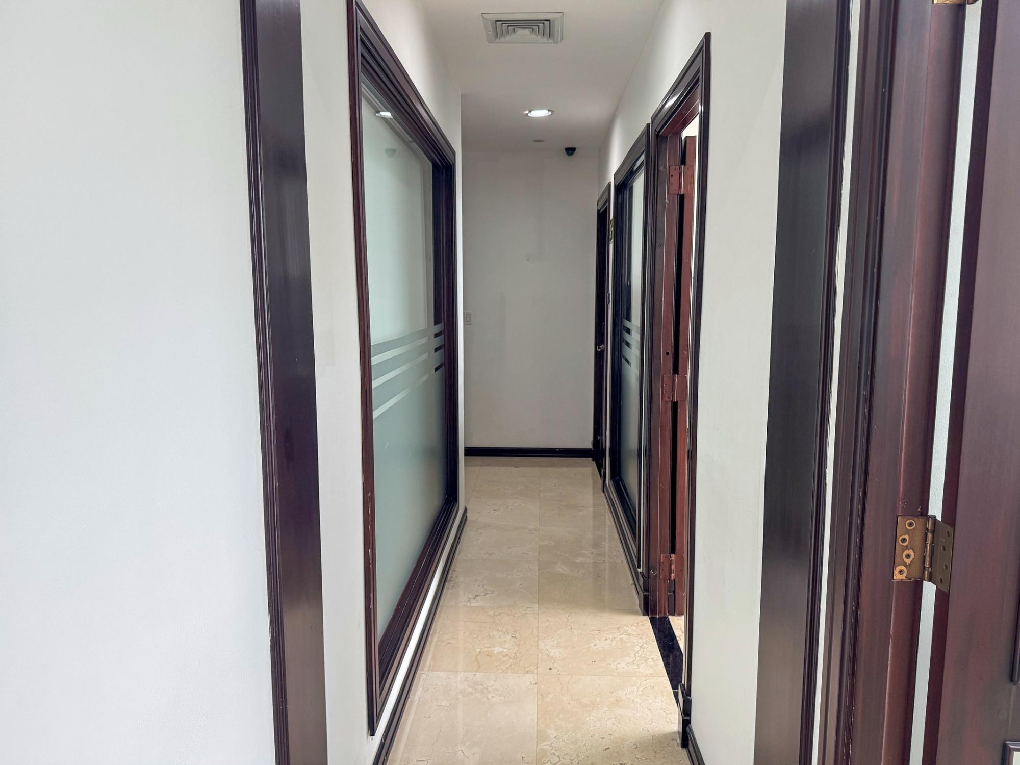 Oficina en venta en Marbella
