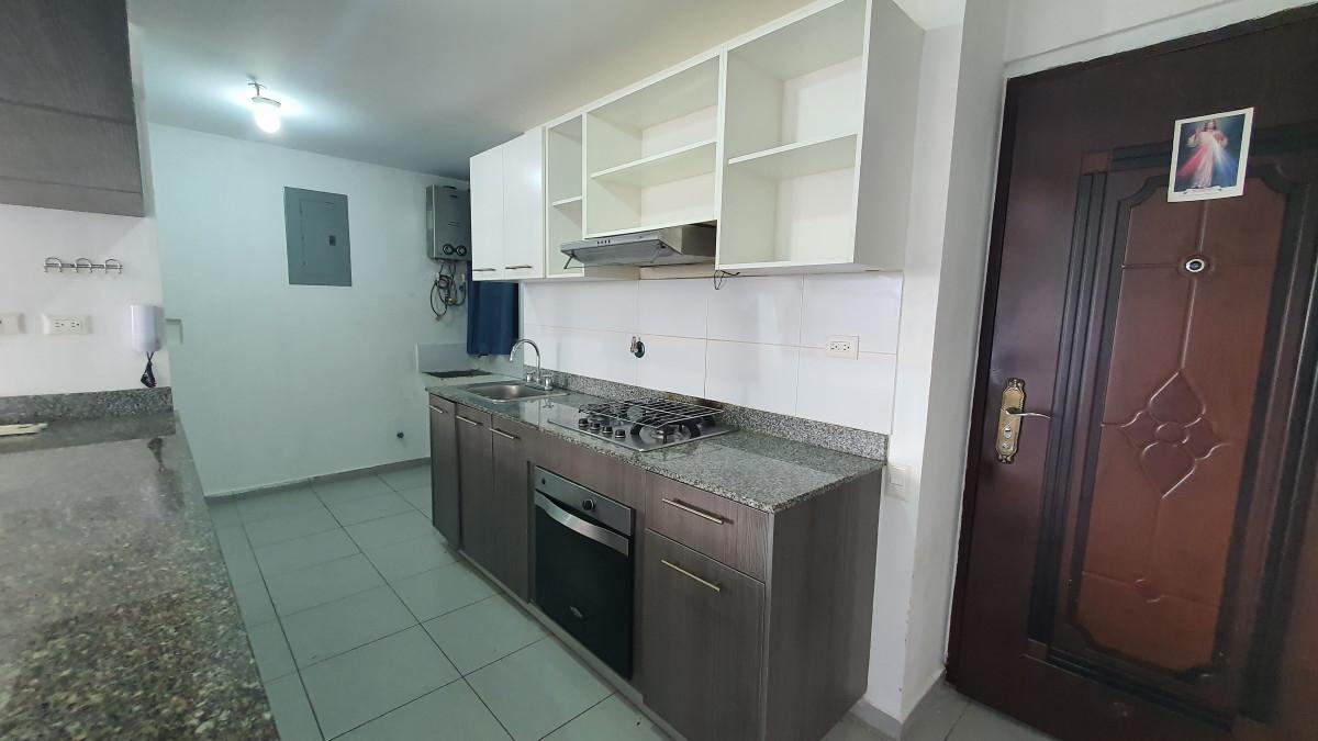 Apartamento en venta en El Bosque