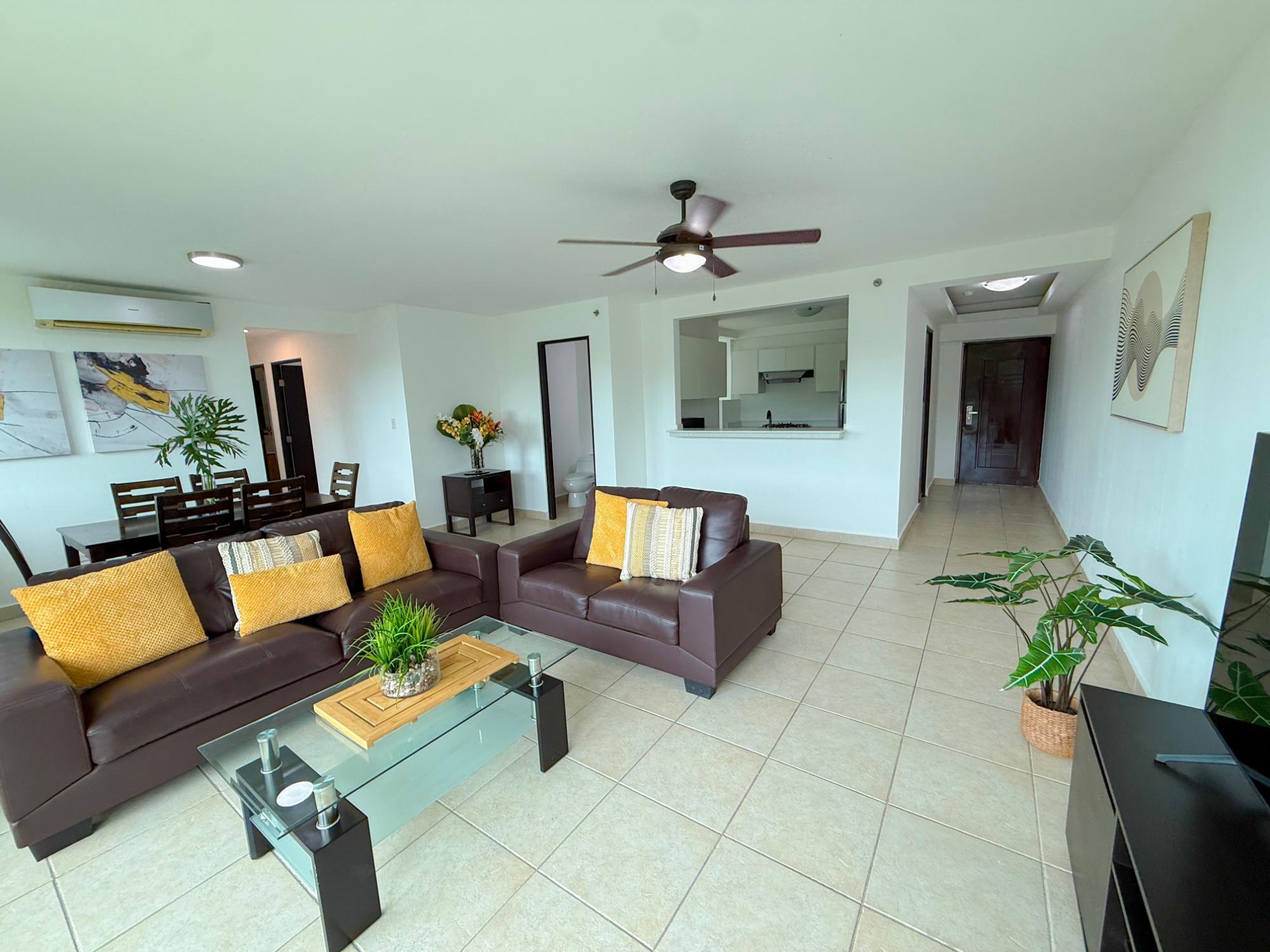 Apartamento en venta o alquiler en Clayton
