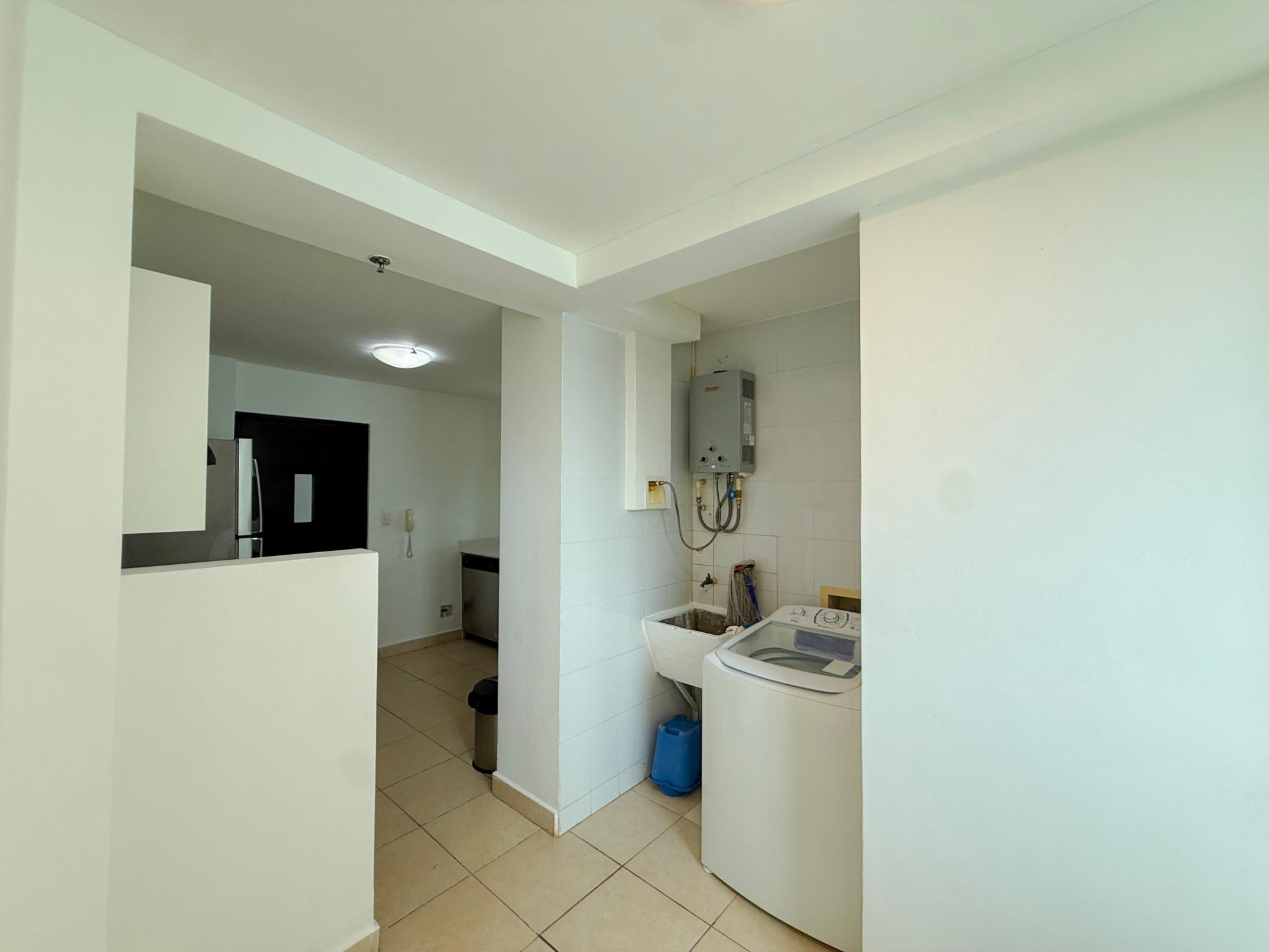 Apartamento en venta o alquiler en Clayton