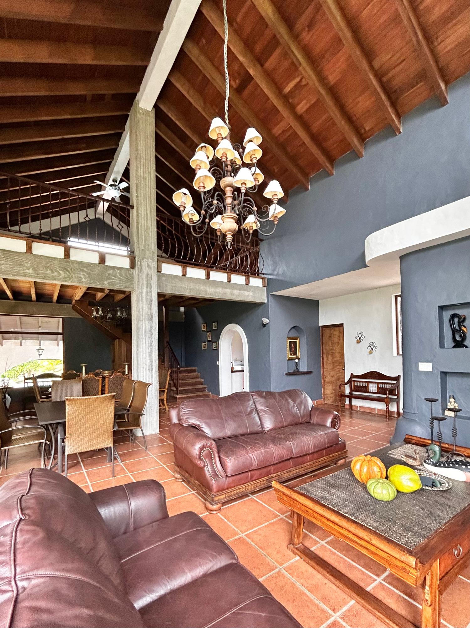 Casa en venta en 551