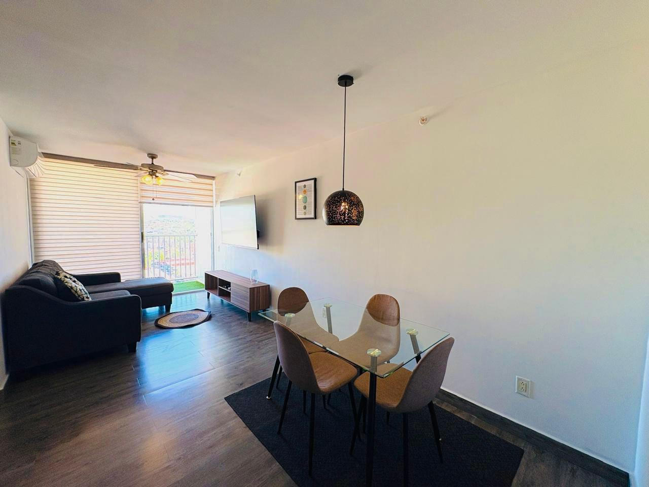 Apartamento en alquiler en Parque Lefevre