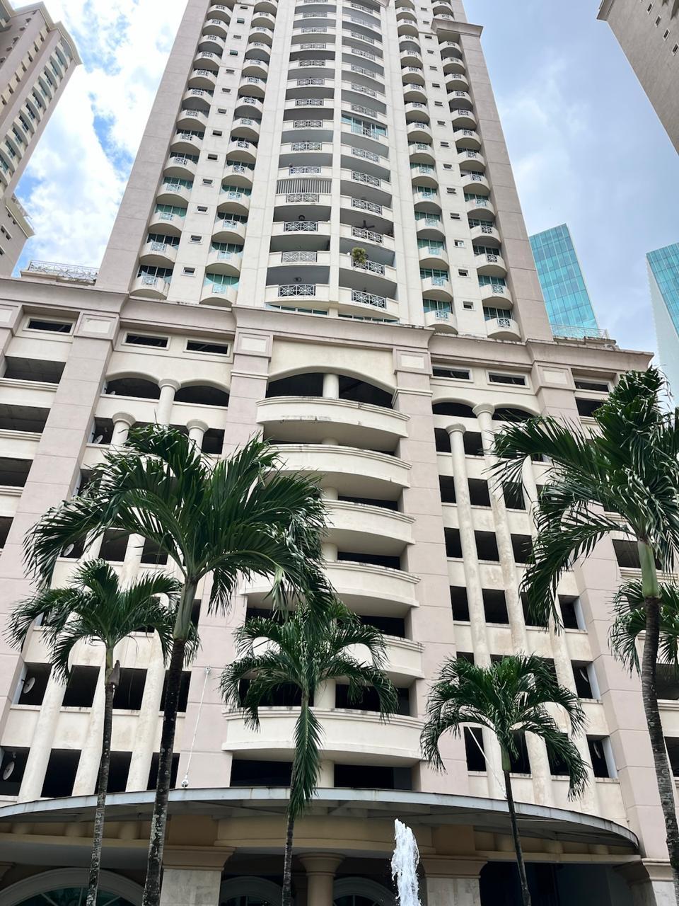 Apartamento en venta en Punta Pacífica