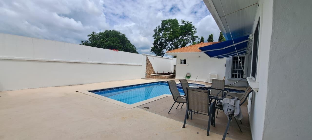 Casa en venta en El Espino