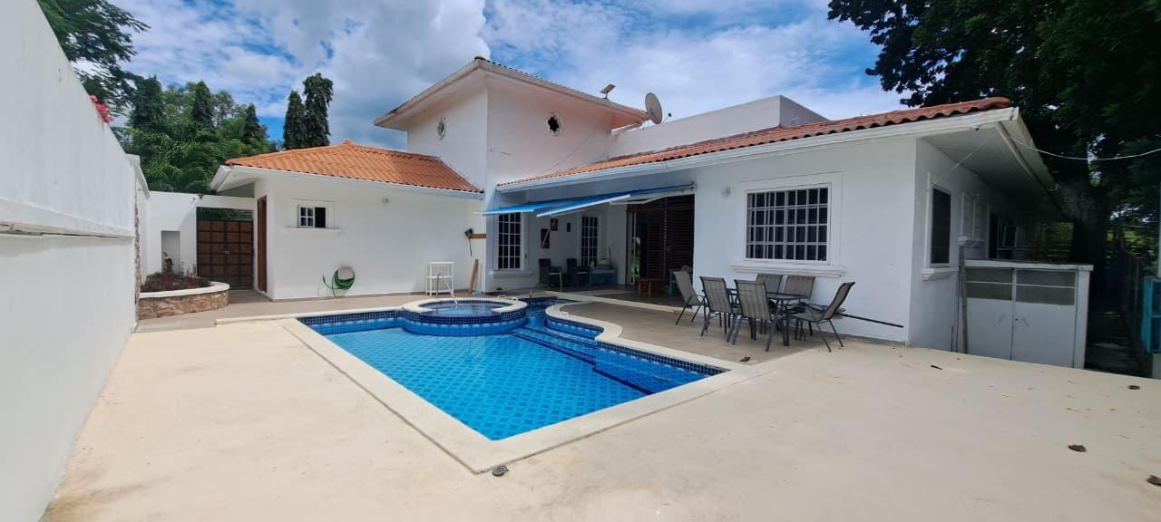 Casa en venta en El Espino