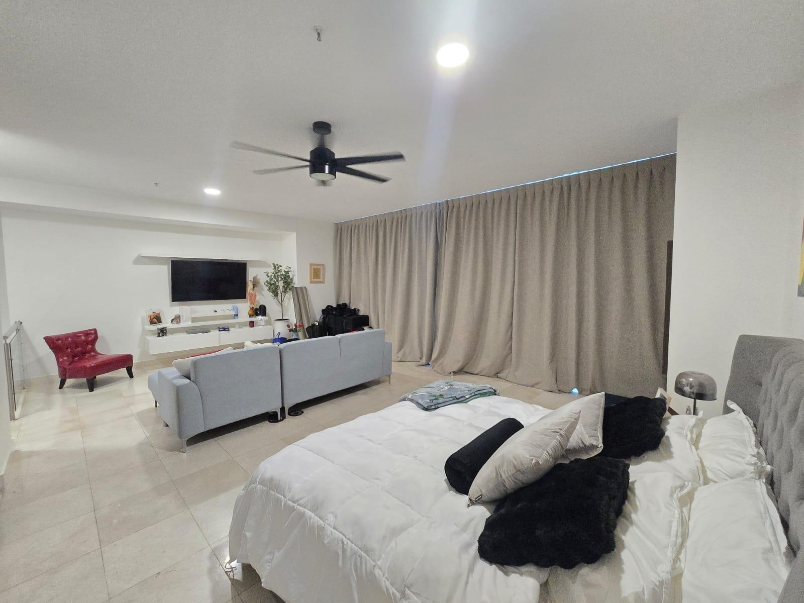 Apartamento en venta en Punta Pacífica